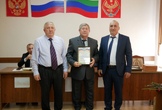 А. Халилов провел награждение работников образования